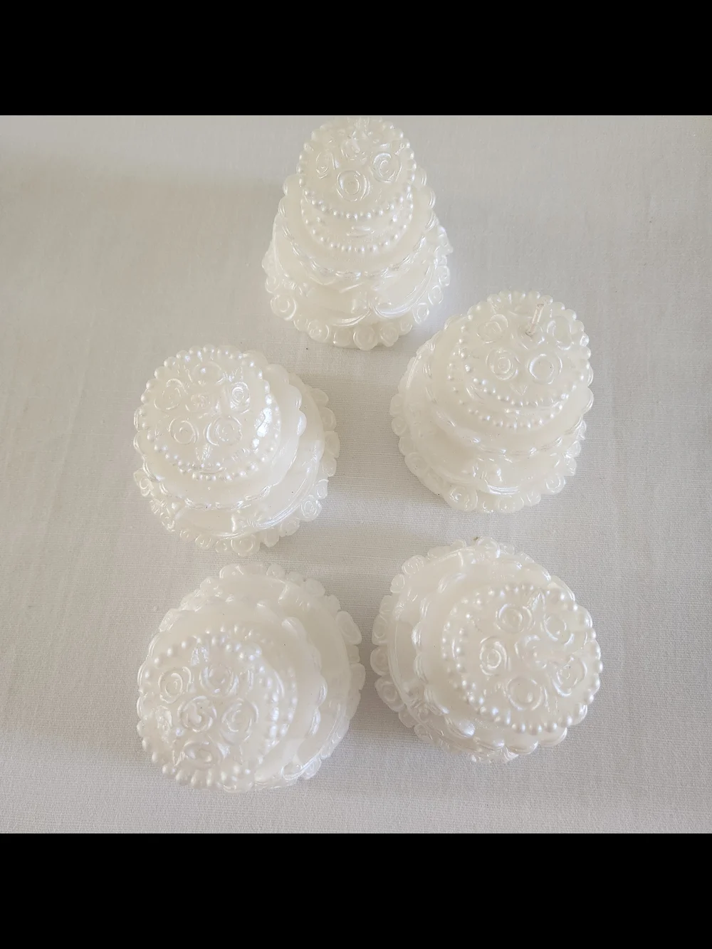 Elegant White Pearl Mini Cake Candle - Home Party Supplies
